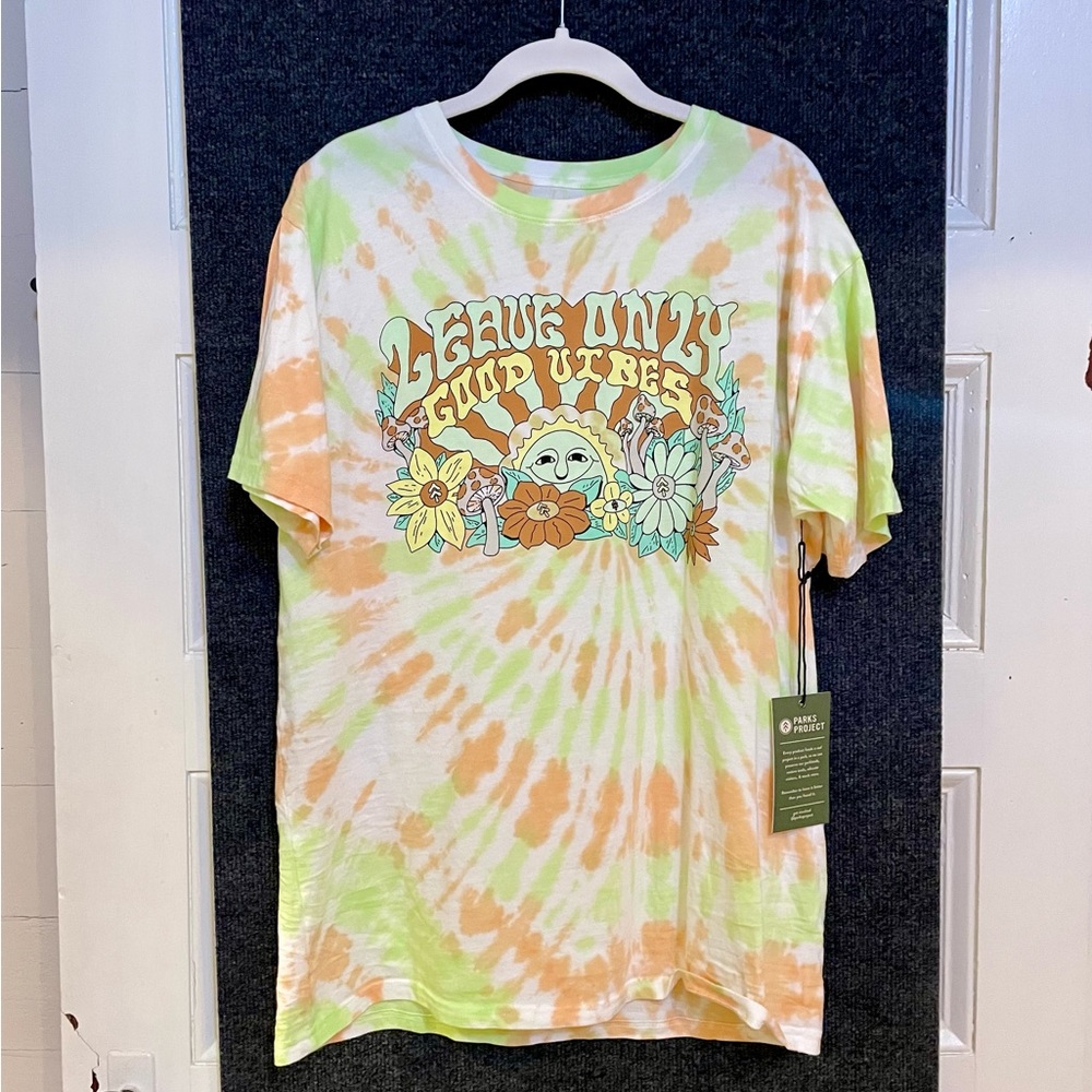 Parks Project T-Shirt Size M “Leave Only Good Vibes”